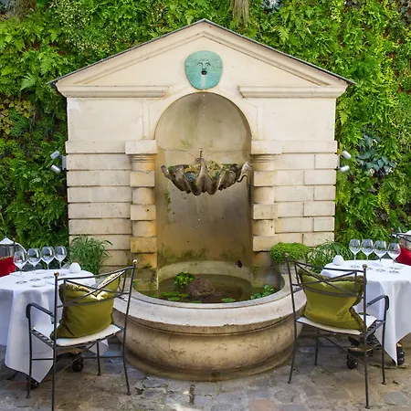 L'hotel 5*