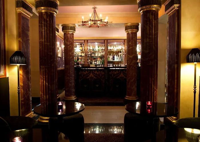 Hotel L'hotel 5*
