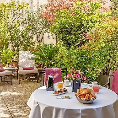 L'hotel 5*