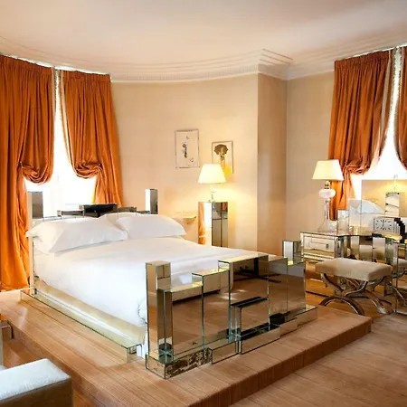 L'hotel פריז