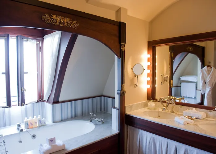 Hotel L'hotel Paryż