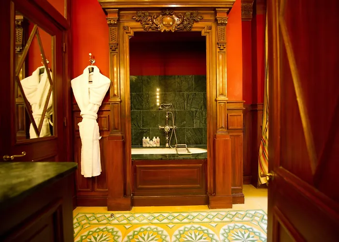 Hotel L'hotel Paryż