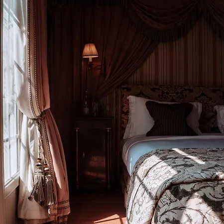 L'hôtel Hotel 5*