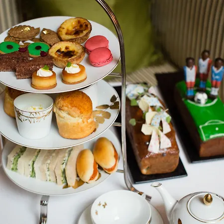 L'hôtel Hotel 5*