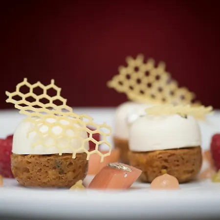 L'hôtel 5*